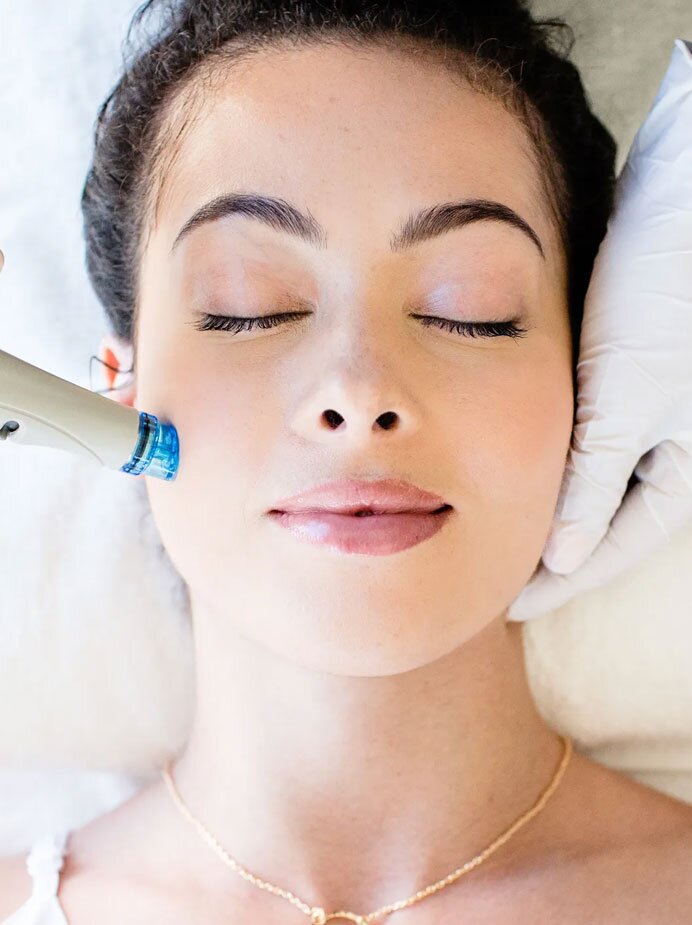 home-hydrafacial-skin-treatment-img1-navjeevanskinclinic